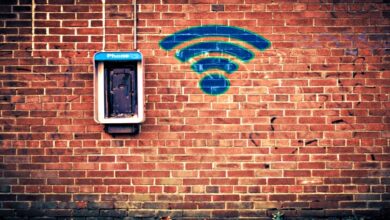 8 Risks of Public WiFi and How to Protect Yourself - androguru